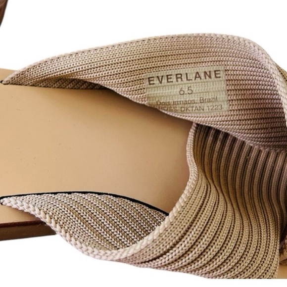 Everlane The Day Crossover Sandal Reknit Light Taupe - Picture 4 of 7
